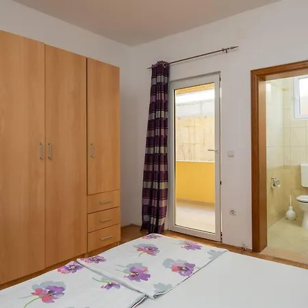 3 Bedroom Xxl Family Makarska