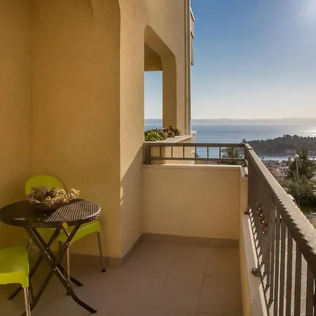 3 Bedroom Xxl Family * Makarska